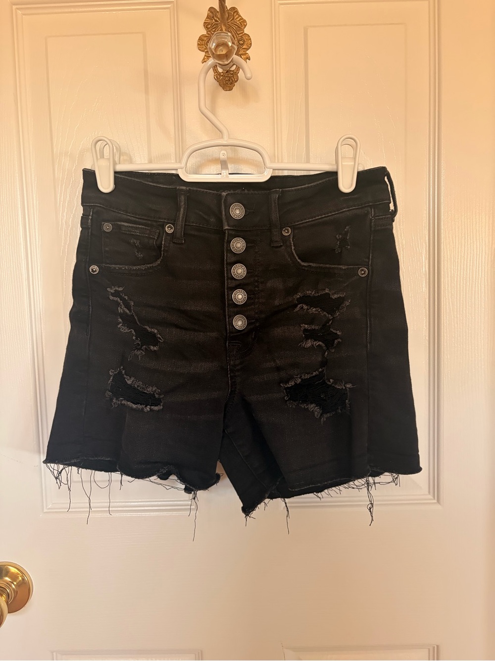 American Eagle High-Rise Distressed Black Stretch Denim Shorts size 2